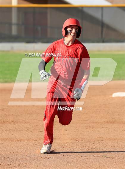 Thumbnail 2 in North vs Glendale photogallery.