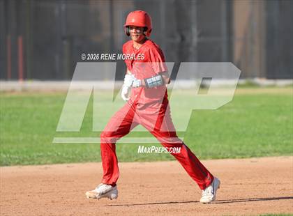 Thumbnail 1 in North vs Glendale photogallery.