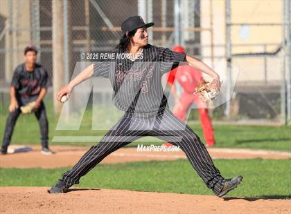 Thumbnail 1 in North vs Glendale photogallery.