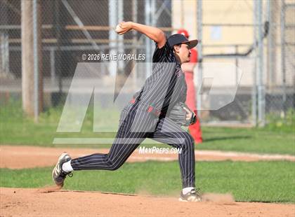 Thumbnail 3 in North vs Glendale photogallery.