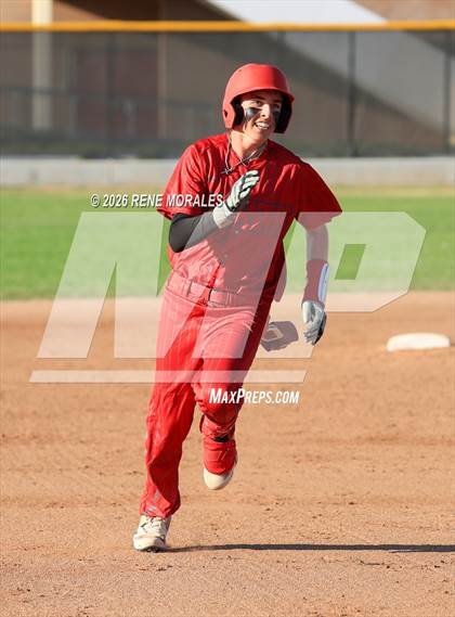 Thumbnail 3 in North vs Glendale photogallery.