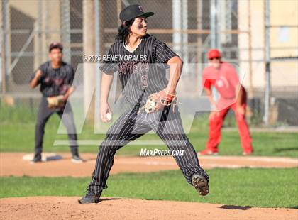 Thumbnail 2 in North vs Glendale photogallery.