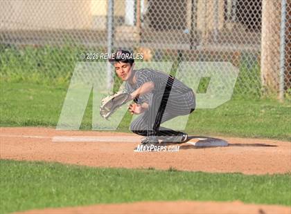 Thumbnail 2 in North vs Glendale photogallery.