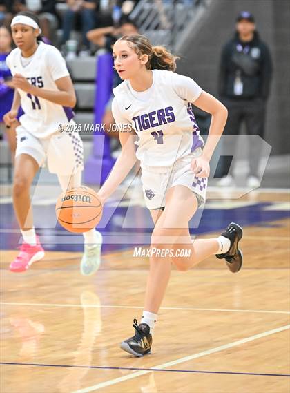 Thumbnail 3 in Millennium vs. Xavier College Prep (AIA OPEN Quarterfinal) photogallery.