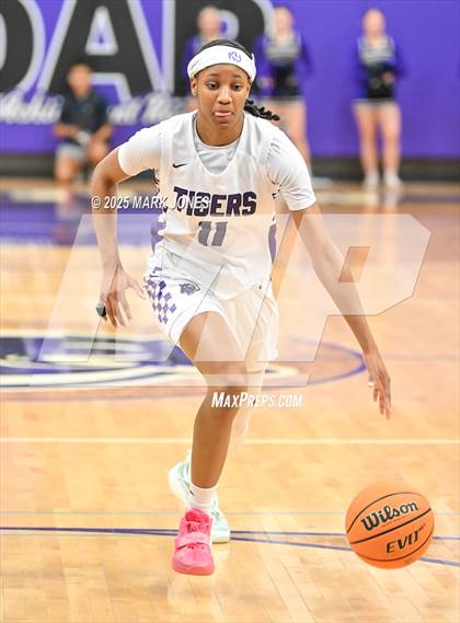 Thumbnail 3 in Millennium vs. Xavier College Prep (AIA OPEN Quarterfinal) photogallery.