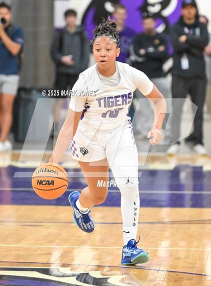 Thumbnail 2 in Millennium vs. Xavier College Prep (AIA OPEN Quarterfinal) photogallery.