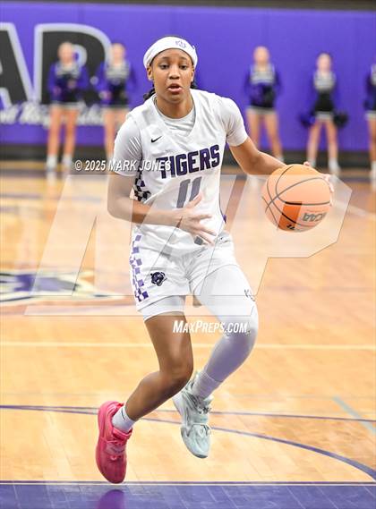 Thumbnail 1 in Millennium vs. Xavier College Prep (AIA OPEN Quarterfinal) photogallery.