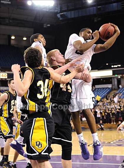 Thumbnail 2 in Del Oro vs. Sacramento (CIF SJS D3 Final) photogallery.