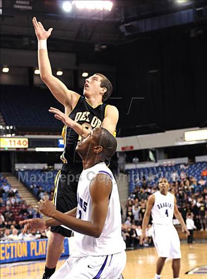 Thumbnail 1 in Del Oro vs. Sacramento (CIF SJS D3 Final) photogallery.