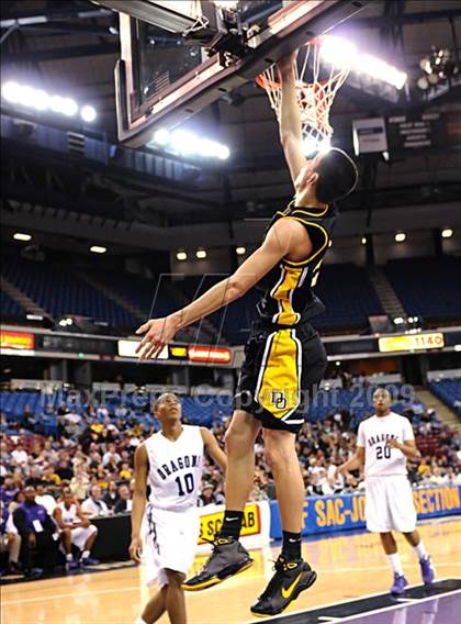 Thumbnail 1 in Del Oro vs. Sacramento (CIF SJS D3 Final) photogallery.
