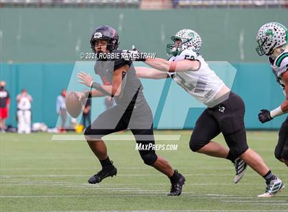 Thumbnail 2 in Southlake Carroll vs. Trinity (UIL 6A Division 1 Quarterfinals) photogallery.