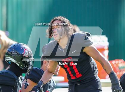 Thumbnail 1 in Southlake Carroll vs. Trinity (UIL 6A Division 1 Quarterfinals) photogallery.
