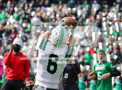 Thumbnail 3 in Southlake Carroll vs. Trinity (UIL 6A Division 1 Quarterfinals) photogallery.