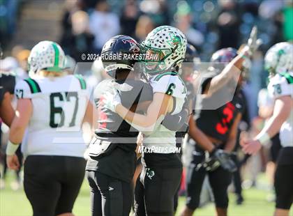 Thumbnail 1 in Southlake Carroll vs. Trinity (UIL 6A Division 1 Quarterfinals) photogallery.