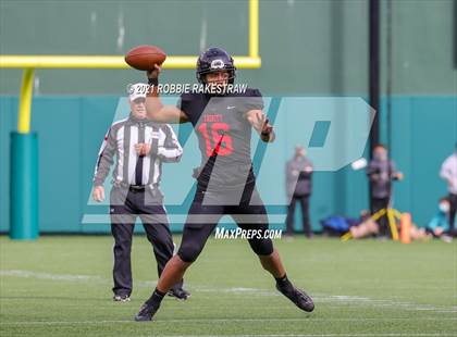 Thumbnail 1 in Southlake Carroll vs. Trinity (UIL 6A Division 1 Quarterfinals) photogallery.