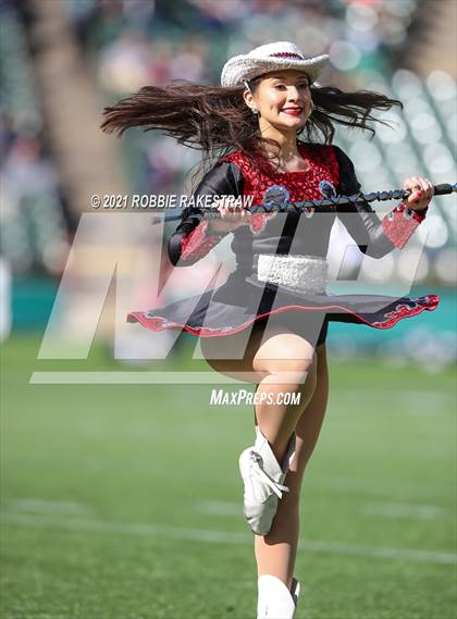 Thumbnail 2 in Southlake Carroll vs. Trinity (UIL 6A Division 1 Quarterfinals) photogallery.