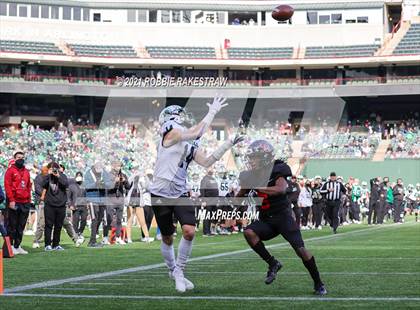 Thumbnail 1 in Southlake Carroll vs. Trinity (UIL 6A Division 1 Quarterfinals) photogallery.