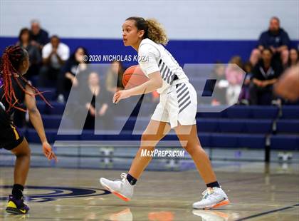 Thumbnail 3 in Sierra Canyon vs. Lynwood (CIF SS Open Playoffs) photogallery.