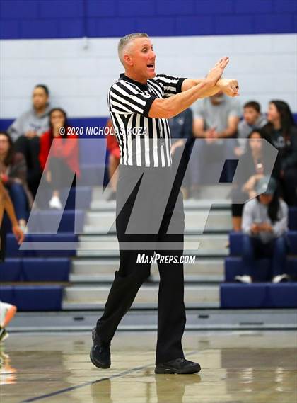 Thumbnail 1 in Sierra Canyon vs. Lynwood (CIF SS Open Playoffs) photogallery.