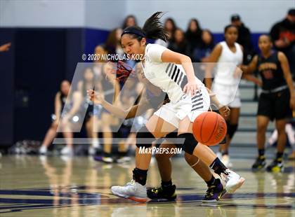 Thumbnail 1 in Sierra Canyon vs. Lynwood (CIF SS Open Playoffs) photogallery.