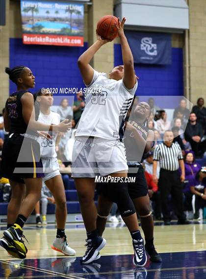 Thumbnail 2 in Sierra Canyon vs. Lynwood (CIF SS Open Playoffs) photogallery.