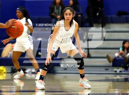 Thumbnail 2 in Sierra Canyon vs. Lynwood (CIF SS Open Playoffs) photogallery.