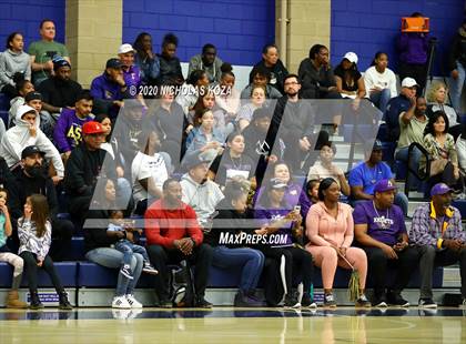 Thumbnail 3 in Sierra Canyon vs. Lynwood (CIF SS Open Playoffs) photogallery.
