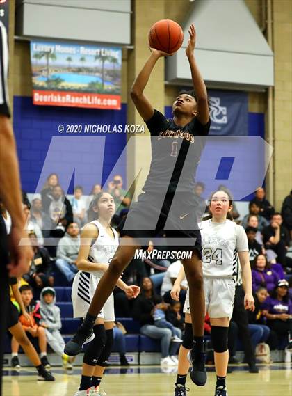 Thumbnail 2 in Sierra Canyon vs. Lynwood (CIF SS Open Playoffs) photogallery.