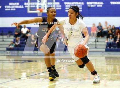 Thumbnail 3 in Sierra Canyon vs. Lynwood (CIF SS Open Playoffs) photogallery.