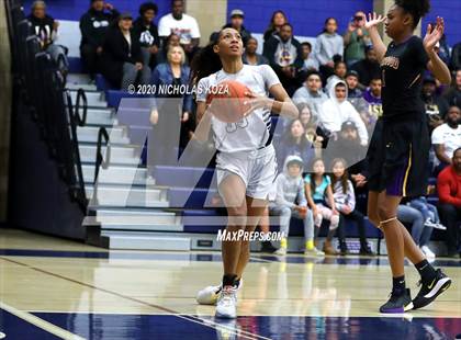 Thumbnail 2 in Sierra Canyon vs. Lynwood (CIF SS Open Playoffs) photogallery.