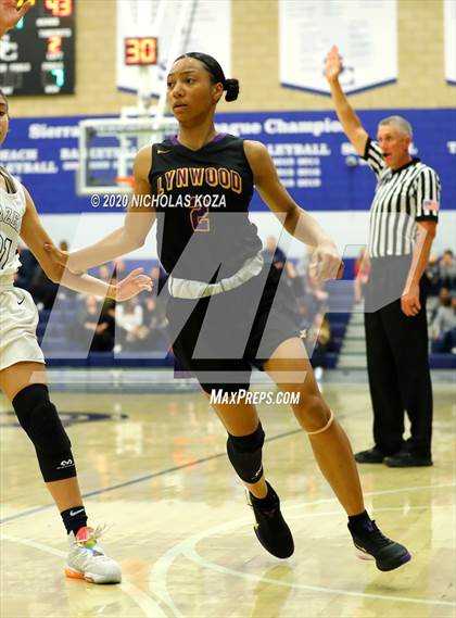 Thumbnail 1 in Sierra Canyon vs. Lynwood (CIF SS Open Playoffs) photogallery.