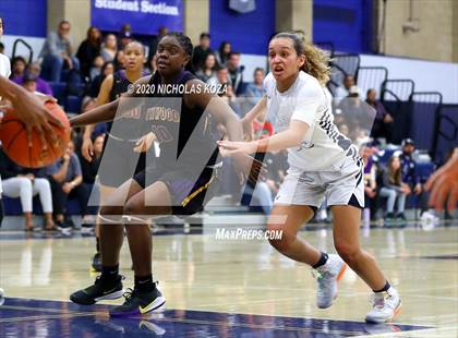 Thumbnail 2 in Sierra Canyon vs. Lynwood (CIF SS Open Playoffs) photogallery.