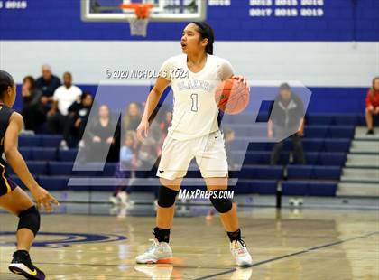 Thumbnail 3 in Sierra Canyon vs. Lynwood (CIF SS Open Playoffs) photogallery.
