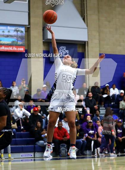 Thumbnail 2 in Sierra Canyon vs. Lynwood (CIF SS Open Playoffs) photogallery.