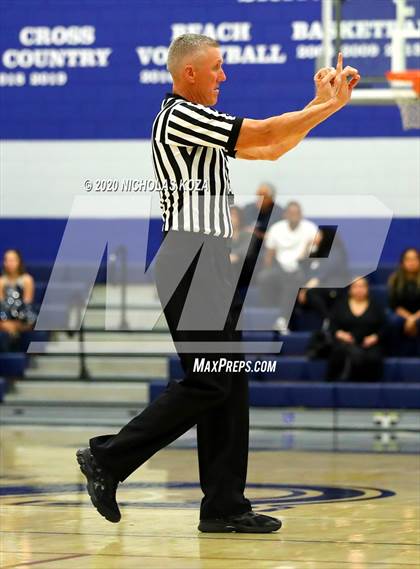 Thumbnail 1 in Sierra Canyon vs. Lynwood (CIF SS Open Playoffs) photogallery.