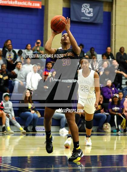 Thumbnail 3 in Sierra Canyon vs. Lynwood (CIF SS Open Playoffs) photogallery.