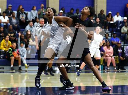 Thumbnail 3 in Sierra Canyon vs. Lynwood (CIF SS Open Playoffs) photogallery.