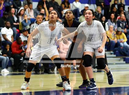 Thumbnail 3 in Sierra Canyon vs. Lynwood (CIF SS Open Playoffs) photogallery.