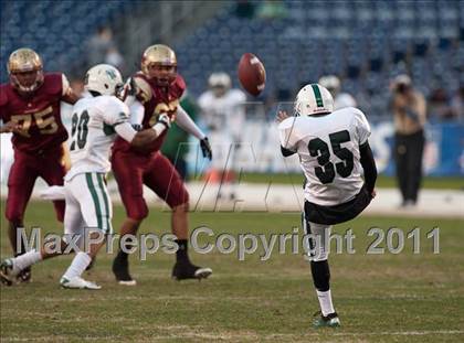 Thumbnail 2 in Mission Hills vs Oceanside (CIF SDS D2 Final) photogallery.