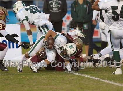 Thumbnail 1 in Mission Hills vs Oceanside (CIF SDS D2 Final) photogallery.