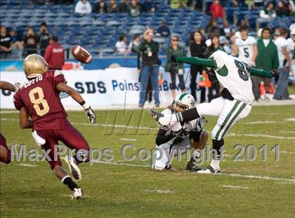 Thumbnail 2 in Mission Hills vs Oceanside (CIF SDS D2 Final) photogallery.