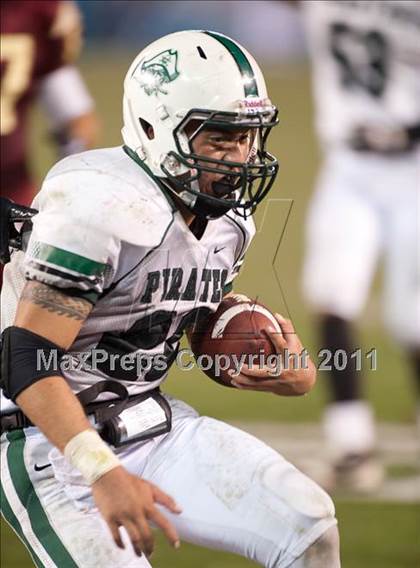 Thumbnail 3 in Mission Hills vs Oceanside (CIF SDS D2 Final) photogallery.