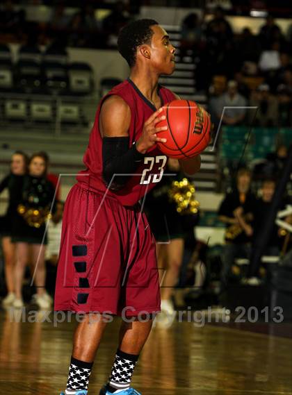 Thumbnail 2 in Mountain Vista vs. Cherokee Trail (CHSAA 5A Great 8) photogallery.
