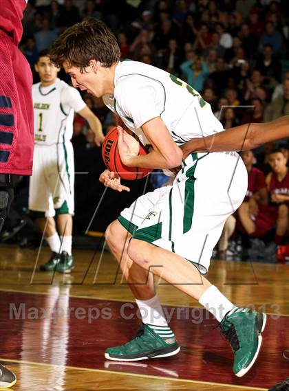 Thumbnail 2 in Mountain Vista vs. Cherokee Trail (CHSAA 5A Great 8) photogallery.