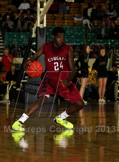 Thumbnail 1 in Mountain Vista vs. Cherokee Trail (CHSAA 5A Great 8) photogallery.
