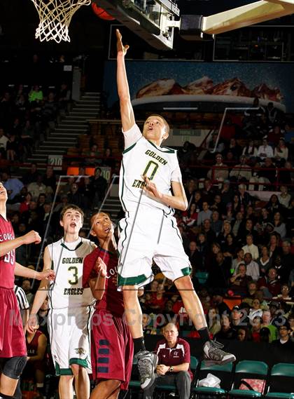 Thumbnail 2 in Mountain Vista vs. Cherokee Trail (CHSAA 5A Great 8) photogallery.