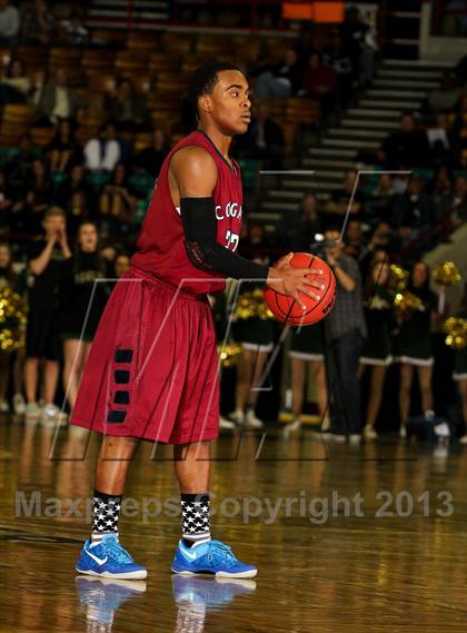 Thumbnail 2 in Mountain Vista vs. Cherokee Trail (CHSAA 5A Great 8) photogallery.