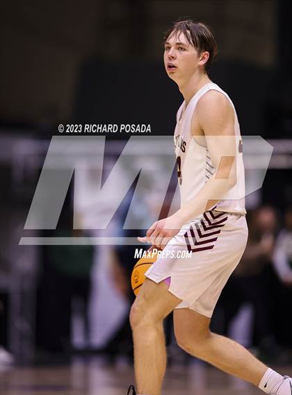 Thumbnail 1 in Kingsburg vs. Sierra (CIF CS DIII Championship) photogallery.