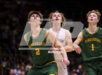 Thumbnail 3 in Kingsburg vs. Sierra (CIF CS DIII Championship) photogallery.