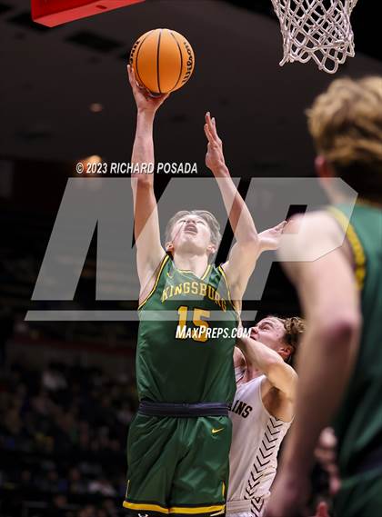 Thumbnail 3 in Kingsburg vs. Sierra (CIF CS DIII Championship) photogallery.